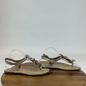 BOC Born Concept Gold Leather Floral T-Strap Casual Comfort Sandals Size 7 M GUC